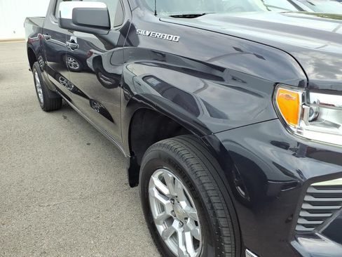 Used 2023 Chevrolet Silverado 1500 LT AWD/4WD image 19
