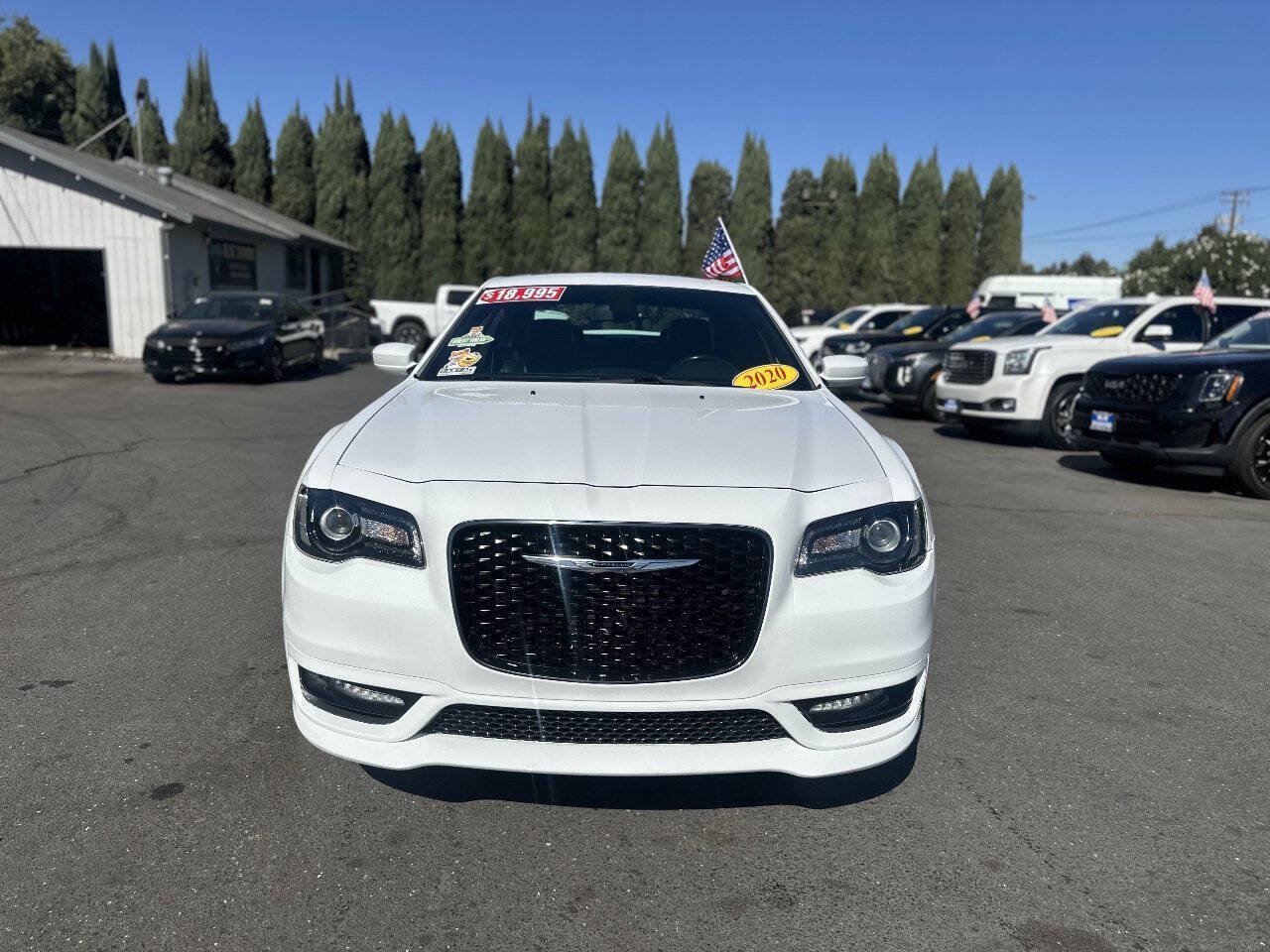 Used 2020 Chrysler 300 S w/ S Model Appearance Package RWD image 3