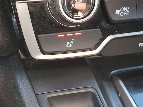 Used 2017 Honda CR-V EX image 32