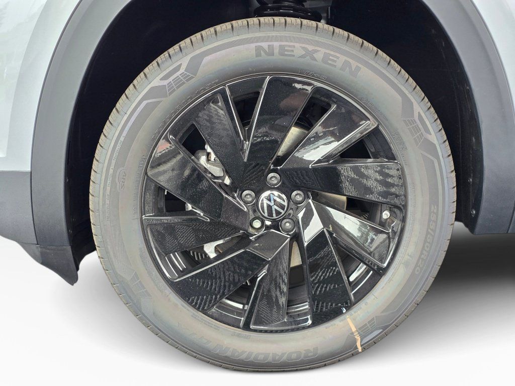 New 2026 Volkswagen Atlas SE AWD/4WD image 11
