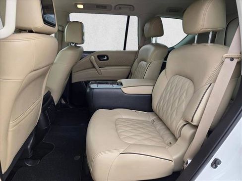 Used 2023 Nissan Armada Platinum w/ Captain's Chairs Package RWD image 19