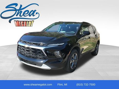 Used 2024 Chevrolet Blazer LT w/ Convenience Package FWD image 1