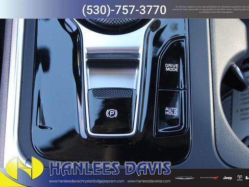 New 2026 Kia Carnival EX image 22