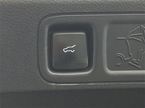 Used 2023 Ford Expedition Max Limited image 32