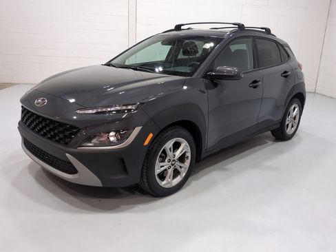 Certified 2023 Hyundai Kona SEL w/ Convenience Package AWD/4WD image 7