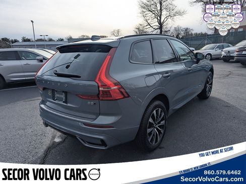 Certified 2024 Volvo XC60 B5 Core image 4