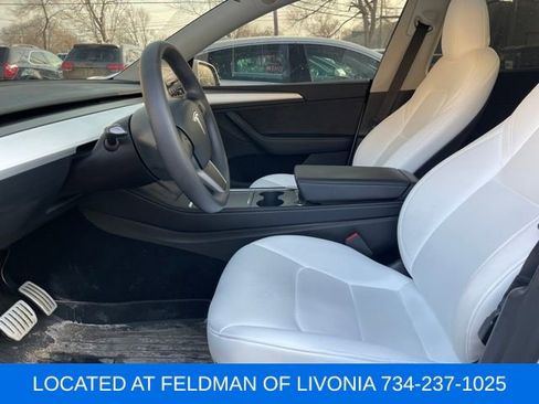 Used 2024 Tesla Model Y Performance image 6