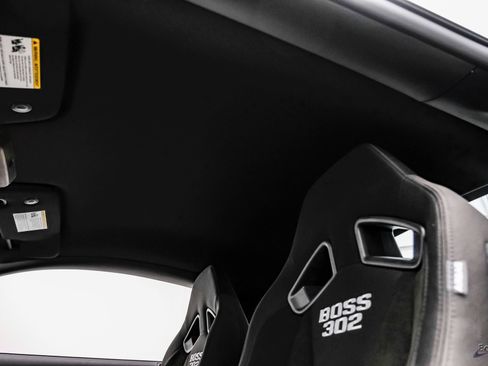 Used 2013 Ford Mustang Boss 302 w/ Boss 302 Accessory Pkg RWD image 37