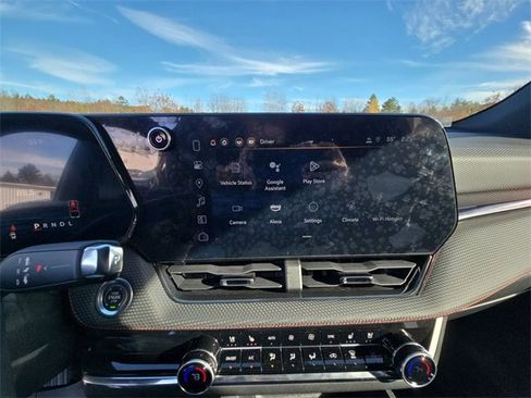 New 2025 Chevrolet Equinox RS w/ Safety and Technology Package image 11