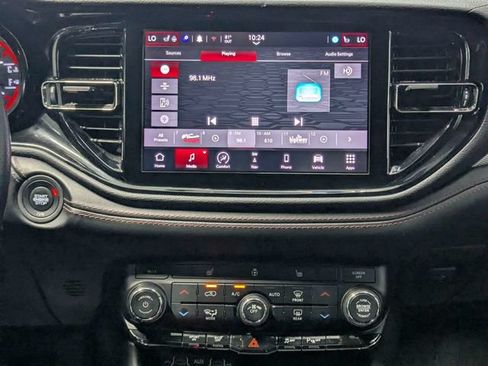 Used 2022 Dodge Durango R/T w/ Blacktop Package AWD/4WD image 13
