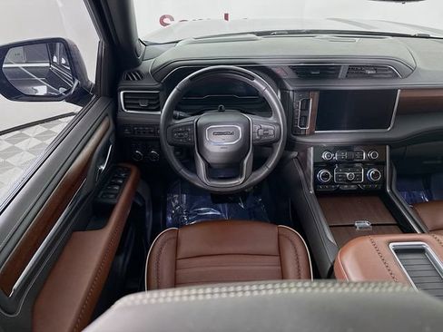 Used 2024 GMC Yukon Denali Ultimate AWD/4WD image 23