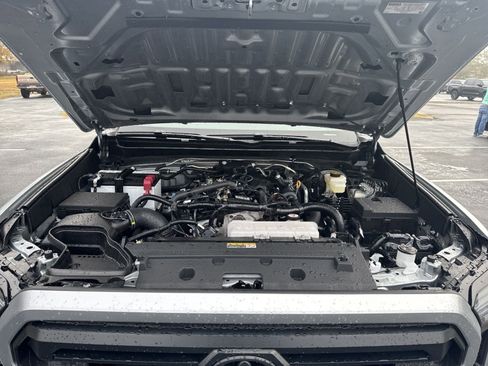 New 2024 Toyota Tacoma 2WD Double Cab image 36