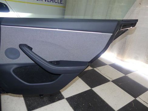 Used 2024 Tesla Model 3 image 25