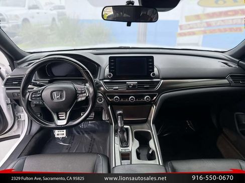 Used 2018 Honda Accord Sport image 15