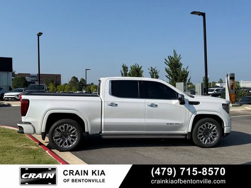 Used 2023 GMC Sierra 1500 Denali Ultimate AWD/4WD image 8