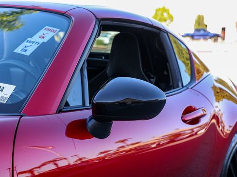 Used 2025 MAZDA MX-5 Miata RF Club w/ Weather Package image 11