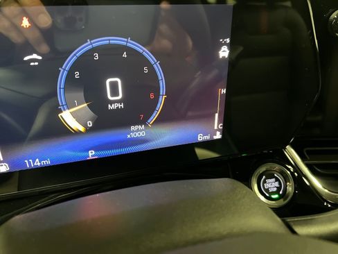 New 2026 Chevrolet Trax RS w/ Sunroof Package image 20