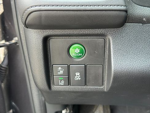 Used 2022 Honda HR-V EX image 17