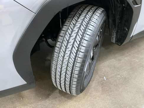 Used 2025 Subaru Forester Premium image 23