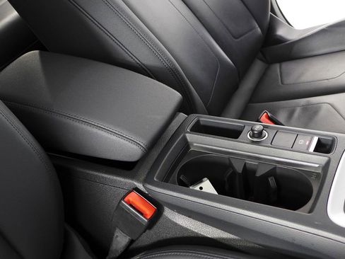 Used 2022 Audi Q3 2.0T Premium Plus w/ Premium Plus Package image 16