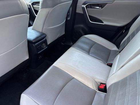 Certified 2021 Toyota RAV4 Limited image 12