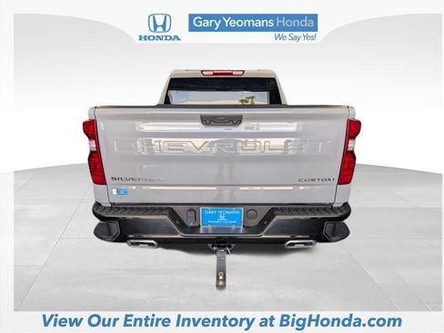 Used 2025 Chevrolet Silverado 1500 Custom Trail Boss AWD/4WD image 7