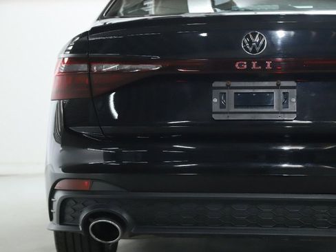 Certified 2025 Volkswagen Jetta GLI Autobahn image 43