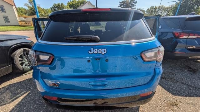 Used 2025 Jeep Compass Limited w/ Elite Group AWD/4WD image 13