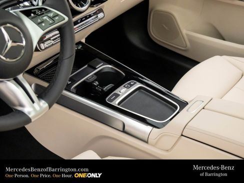 New 2026 Mercedes-Benz GLB 250 4MATIC image 13