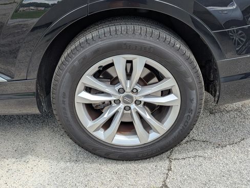 Used 2018 Audi Q7 2.0T Premium AWD/4WD image 10