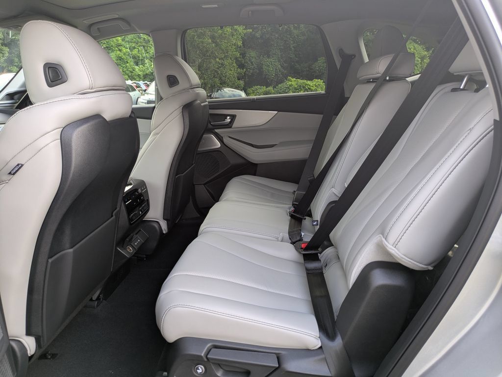 Used 2026 Acura MDX w/ Technology Package FWD image 15