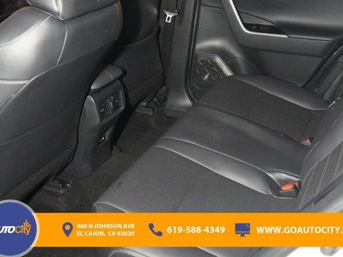 Used 2021 Toyota RAV4 Limited image 14