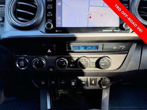 Used 2023 Toyota Tacoma TRD Off-Road image 33