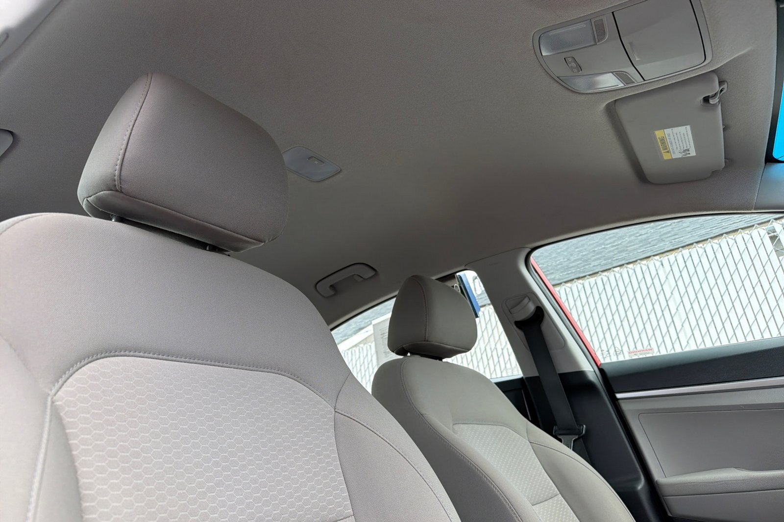 Used 2020 Hyundai Elantra SE FWD image 13