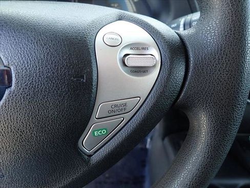 Used 2017 Nissan Leaf S w/ Charge Package FWD image 14