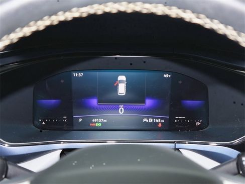 Certified 2022 Volkswagen Taos SE w/ Panoramic Sunroof Package image 21