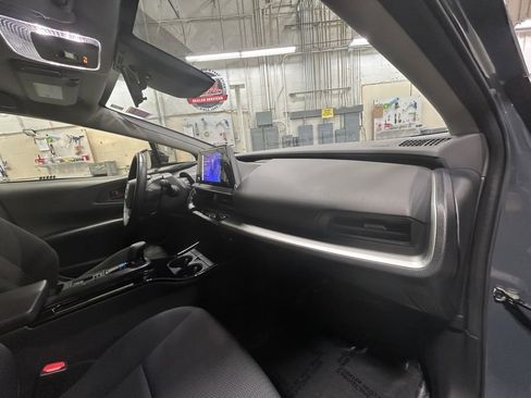 Used 2023 Toyota Prius LE image 27