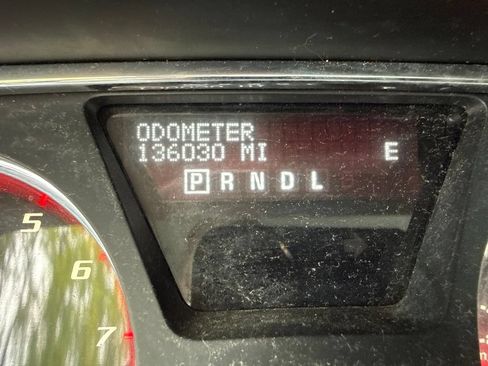 Used 2016 GMC Acadia SLE AWD/4WD image 7