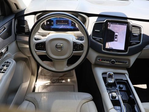 Used 2023 Volvo XC90 B6 Ultimate w/ Protection Package Premier AWD/4WD image 4