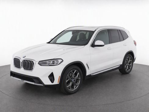 Used 2024 BMW X3 sDrive30i w/ Premium Package RWD image 2