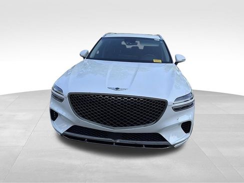 Used 2023 Genesis GV70 2.5T AWD/4WD image 2