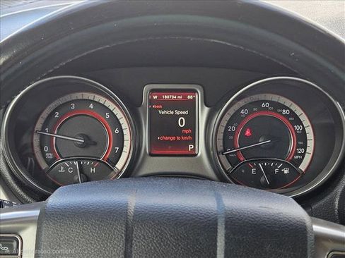 Used 2019 Dodge Journey Crossroad FWD image 6