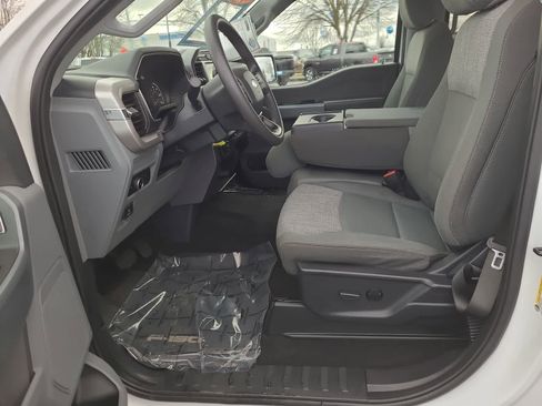 Used 2023 Ford F150 XLT w/ Trailer Tow Package image 19