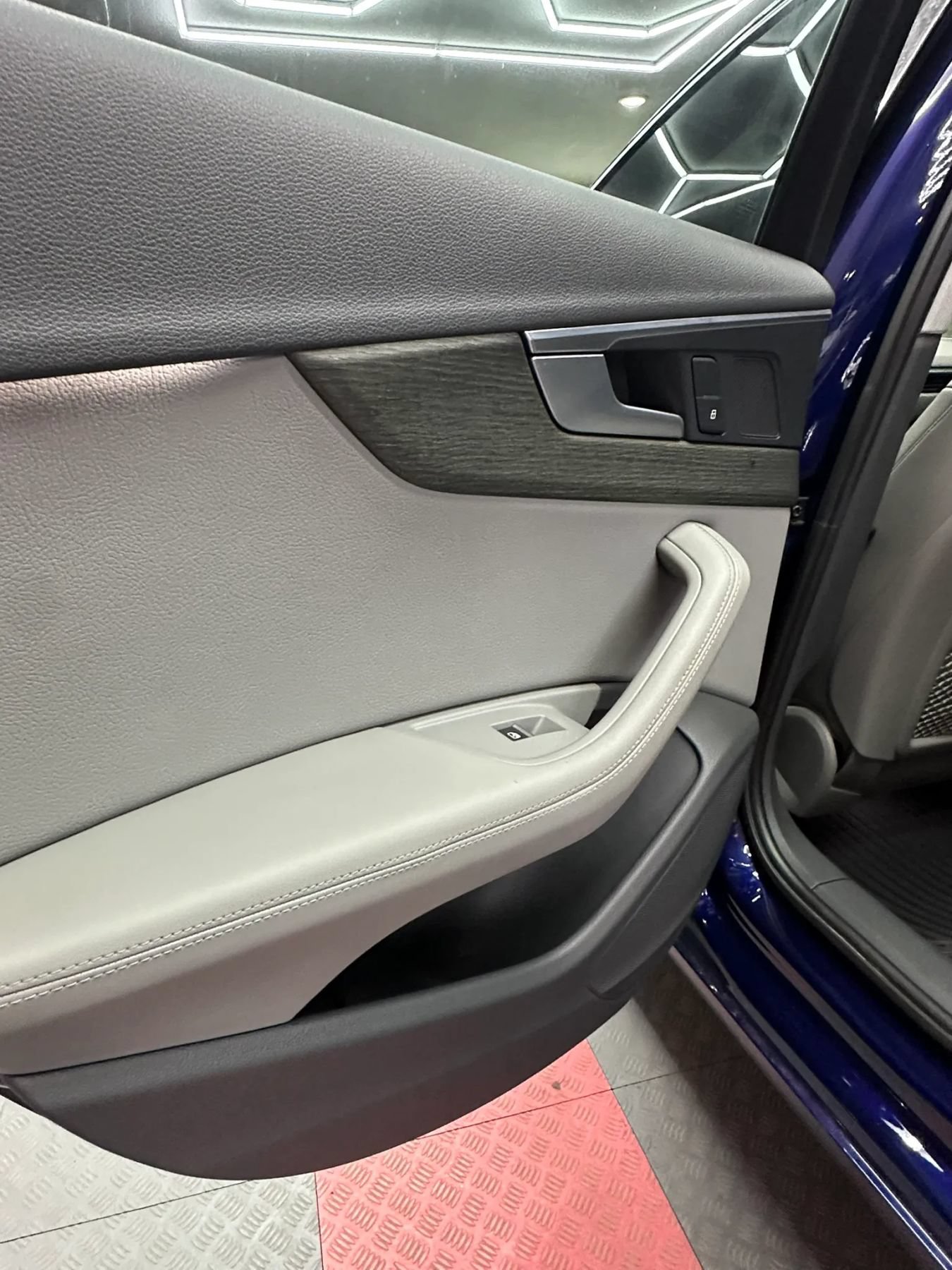 Used 2019 Audi A4 2.0T Premium Plus w/ Premium Plus Package FWD image 30