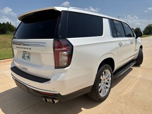 Used 2021 Chevrolet Suburban High Country AWD/4WD image 5