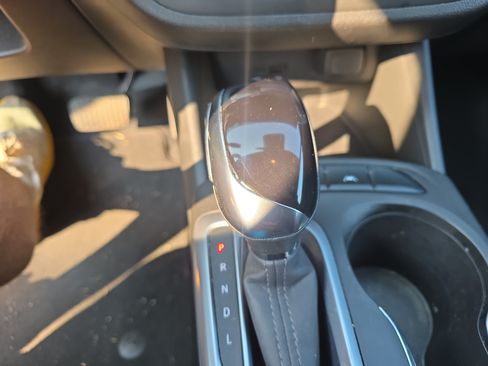 Used 2024 Buick Envista Preferred FWD image 25