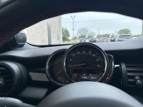 Used 2019 MINI Cooper S w/ Premium Package image 24