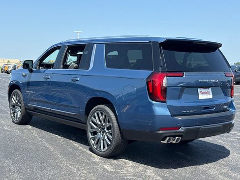 New 2026 GMC Yukon XL Denali Ultimate AWD/4WD image 10