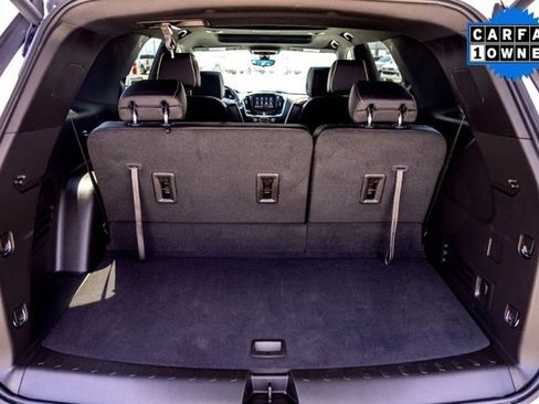 Used 2024 Chevrolet Traverse Premier w/ Redline Edition image 8