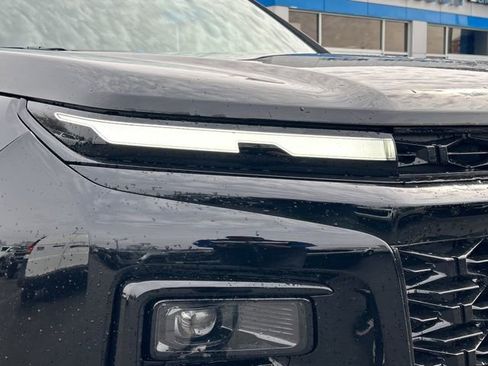 New 2026 Chevrolet Traverse RS w/ LPO, Floor Liner Package FWD image 17